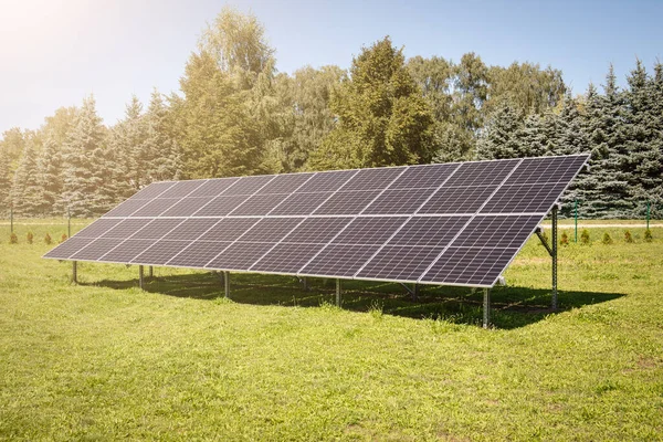Central Solar Fuente Alternativa Electricidad —  Fotos de Stock