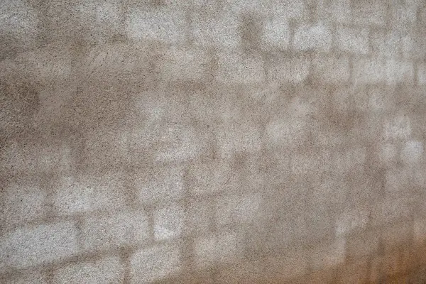 Mokra Ceglana Ściana Domu Tynk Cementowy — Zdjęcie stockowe