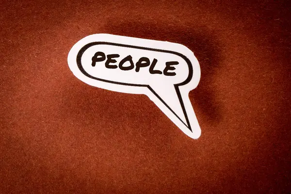 Ludzie Słuchajcie Bańka Mowy Tekstem Brązowym Tle — Zdjęcie stockowe