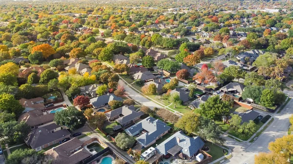 Subdivision Sprawl Colorful Fall Foliage Row Single Family Houses Expanding — Stock Photo, Image