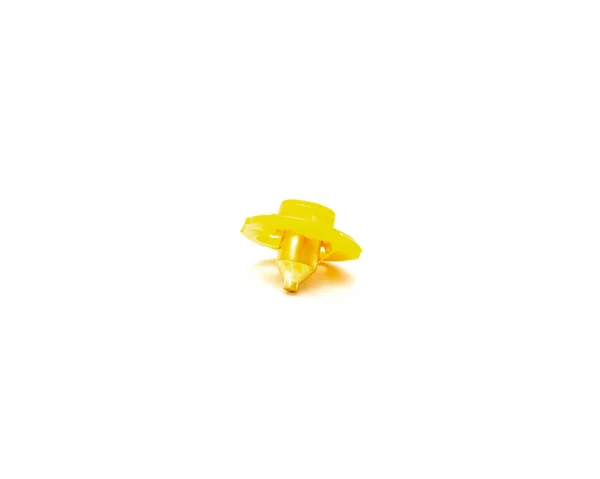 Ένα Κίτρινο Ολοκαίνουργιο Χάλκινο Καπάκι Αέρα Ψεκασμού Ακροφυσίου Ταιριάζει Χάλκινη — Φωτογραφία Αρχείου