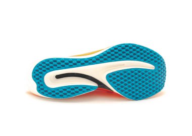 Kayalık yarış ayakkabıları doğal kıvrımlı ayak parmağı kutusu, alt geometri topuğu, tek başına beyaza izole edilmiş sertlik, yürüyüş ve vuruşları destekleyen karbon plaka, yumuşak yastık, enerji geri dönüşü, waffle tabanı. ABD