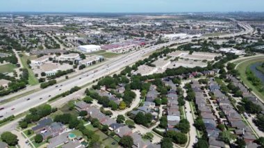 Dallas Fort Worth Metroplex hızlı büyüyen bölge Lewisville ve Coppell 12. otoyol boyunca Sam Rayburn Tollway, ticari bina, depo lojistik merkezi, konut alanı, DFW çöplüğü, hava sahası.