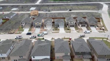 Yeni ev inşaatı alanında iki katlı evler inşaatı projeler için arazi hazırlama, kompakt maruz kalan toprak, çakıl döşeme, sabit temel temel temel temel temel oluşturma, Princeton, inşaatçı üstgeçidi