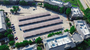 Kapalı gölgeli otopark tepe örtüsü, kiralık ofis için ticari çatı katı HVAC paketleri Las Colinas, Irving, Dallas banliyöleri için nehir kenarında kiralık şirket kampüsü. ABD