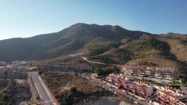 Dağların güzel manzarası