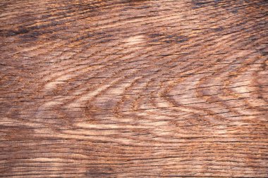 Bu kırsal meşe tahtası eşsiz ve büyüleyici bir dokuya sahip, sanat ve zanaat projeleri için mükemmel. Doğal ahşap tanecikleri ve ılık tonları onu onu yaratıcı çabalara çok yönlü bir katkı yapıyor..