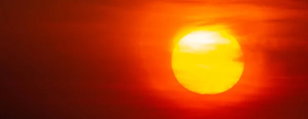 Experimente Beleza Natural Pôr Sol Deslumbrante Com Tons Laranja Intensos — Fotografia de Stock