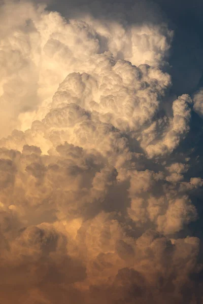 Whispers of the Atmosphere: A Close-Up on Cloud Texture
