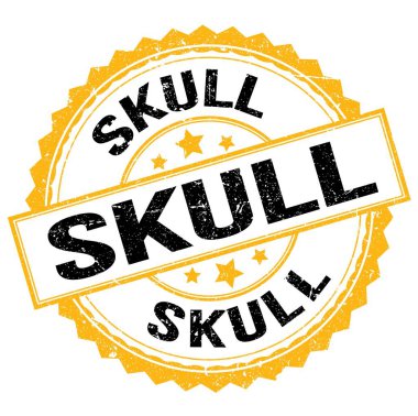 Sarı-siyah pul işareti üzerine yazılmış SKULL metni