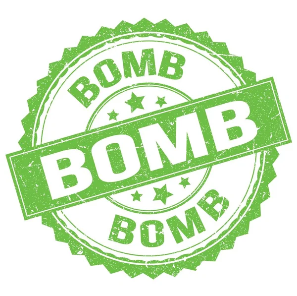 Yeşil yuvarlak pul işareti üzerine yazılmış BOMB metni