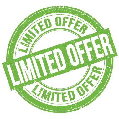 Yeşil yuvarlak grungy mühür işareti üzerine yazılmış sınırlı teklif metni