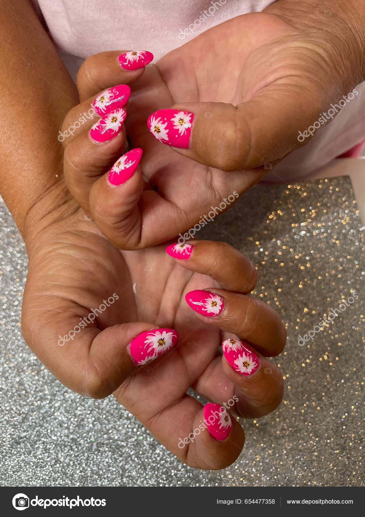 Lucknow Nail Art Studio | Trending Nail Extension Designs - Bodyspajaipur -  Medium
