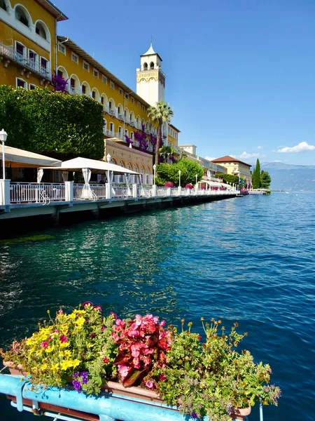 stock image Walking and admiring the beautiful Italian peninsula