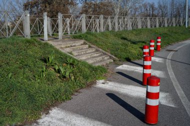 İtalya 'nın en büyüleyici ve gizli yerlerinde gezen ve resimlerini çeken
