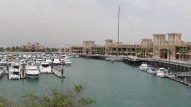 Kuveyt - 16 Mayıs 2024 - Kuveyt 'te Souq Sharq ve Marina