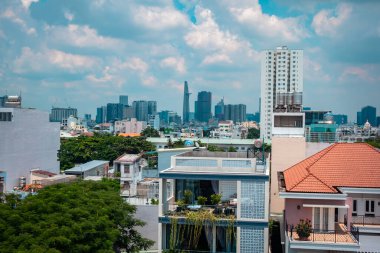 Ho Chi Minh Şehri, Vietnam - 2 Ekim 2024 - Saygon 'un panoramik hava manzarası 7. Bölge çatısı