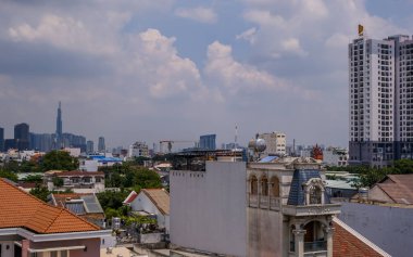 Ho Chi Minh Şehri, Vietnam - 2 Ekim 2024 - Saygon 'un panoramik hava manzarası 7. Bölge çatısı
