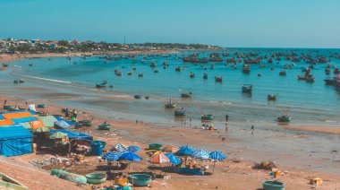 Mui Ne, Vietnam - 7 Ekim 2024 - Mui Ne 'deki balıkçı köyü