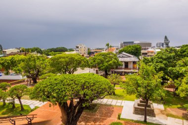Tainan, Tayvan - 5 Eylül 2024 - Anping Eski Kalesi 'nden Tainan' ın hava manzarası
