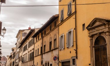 Floransa 'nın tarihi merkezinde geleneksel mimari (Centro Storico), İtalya