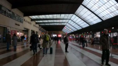 Florence, İtalya - 15 Aralık 2024 - Santa Maria Novella İstasyonu