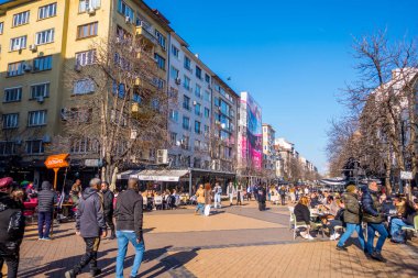Sofya, Bulgaristan - 2 Şubat 2025 - Vitosha Bulvarı 'nın samimi manzarası