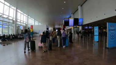 Brüksel, Belçika - 1 Nisan 2025 - BRU Havaalanı