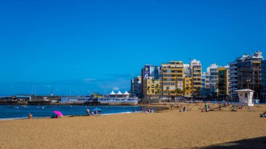 Las Palmas, Gran Canaria (İspanya) - 14 Mayıs 2025 - Playa de las Canteras Plajı