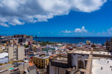 Las Palmas (Gran Canaria), İspanya - 14 Mayıs 2025 - Vegueta 'nın hava manzarası - Las Palmas