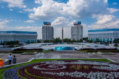 Almaty, Kazakistan - 15 Haziran 2025 - Almatı Cumhuriyet Meydanı