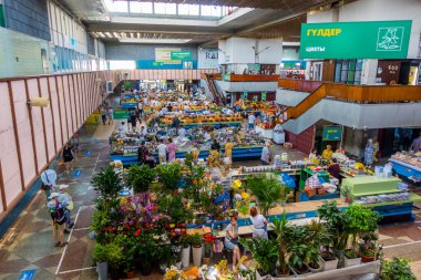 Almaty, Kazakistan - 12 Haziran 2025 - Almatı 'daki ünlü Yeşil Pazar