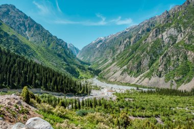 Ala Archa Ulusal Parkı, Kırgızistan 'daki göz kamaştırıcı ve güzel manzaralar