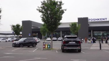 Taşkent, Özbekistan - 7 Haziran 2025 - İslam Karimov Uluslararası Havalimanı (TAS)