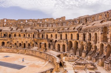 El Jem, Tunus 'taki çarpıcı Roma Kolezyumunun içinde