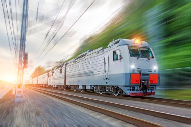 Hızlı tren vagonları yolculuk ışık seyahat yolcu dizel treni