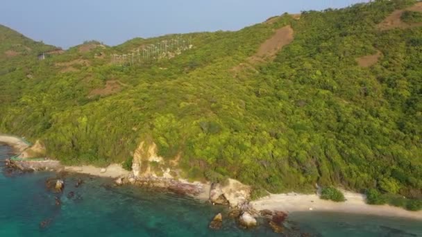 Letecký Pohled Let Horský Kopec Hustým Tropickým Zeleným Džunglí Pralesa — Stock video