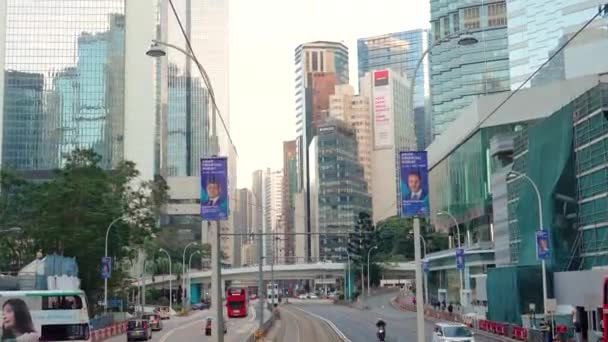 トラムストリートレールウェイホリデイ オールドトラムチャイナ 香港によるトラベラーエクスポール香港シティ 2024 — ストック動画