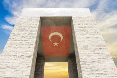 Çanakkale, TURKEY - 26 Haziran 2022: Çanakkale Şehitleri Anıtı, Gelibolu Muharebesi 'ne katılan Türk askerlerinin anısına düzenlenen bir savaş anıtıdır..