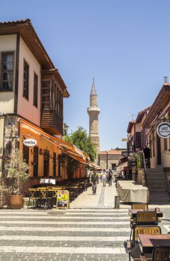 Antalya Temmuz 2022: Türkiye 'nin eski Antalya kenti Kaleici' de geleneksel evler