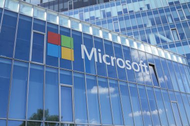 Microsoft şirketinin merkez binası. Bilgisayar yazılımı ve elektronik üreten çok uluslu Amerikan teknoloji şirketi. IT Endüstrisi. Bükreş, Romanya