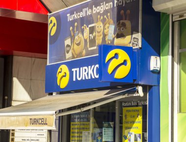 Ankara, Türkiye: Turkcell mağazası. Turkcell, İstanbul merkezli Türkiye 'nin önde gelen cep telefonu operatörü.