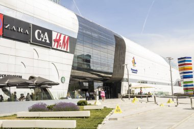 Bükreş, Romanya: Bükreş, Doğu Avrupa 'daki Promenada Lüks Alışveriş Merkezi