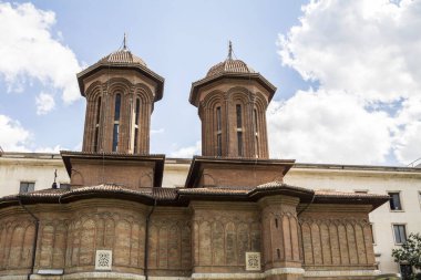 Bükreş, Romanya güzel yaz günü kilisede Kretzulescu