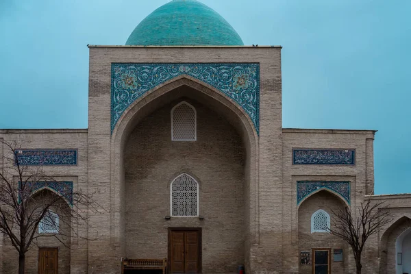 Красивый Узбекистан Ташкент Классическая Мозаика Фото Вид Барак Хан Медресе — стоковое фото
