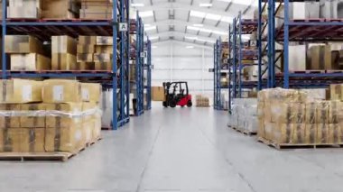 Forkliftler, kamyonlar ve ambarlar da dahil olmak üzere entegre ulaşım sistemi. 3d, görüntüleme, illüstrasyon,