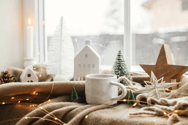 Karácsonyi Csendélet Téli Hygge Haza Meleg Csésze Tea Karácsonyi Dekoráció — Stock Fotó