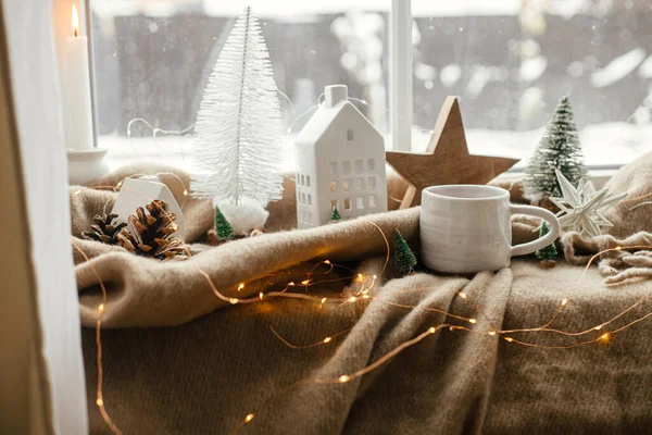 Karácsonyi Csendélet Téli Hygge Haza Meleg Csésze Tea Karácsonyi Dekoráció — Stock Fotó
