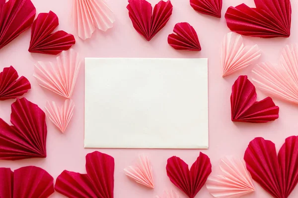 Happy Valentine Day Empty Card Stylish Red Pink Hearts Flat — Zdjęcie stockowe