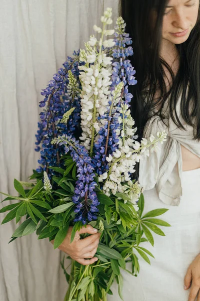 Young Female Linen Dress Posing Lupine Flowers Gathering Arranging Summer — Stock fotografie